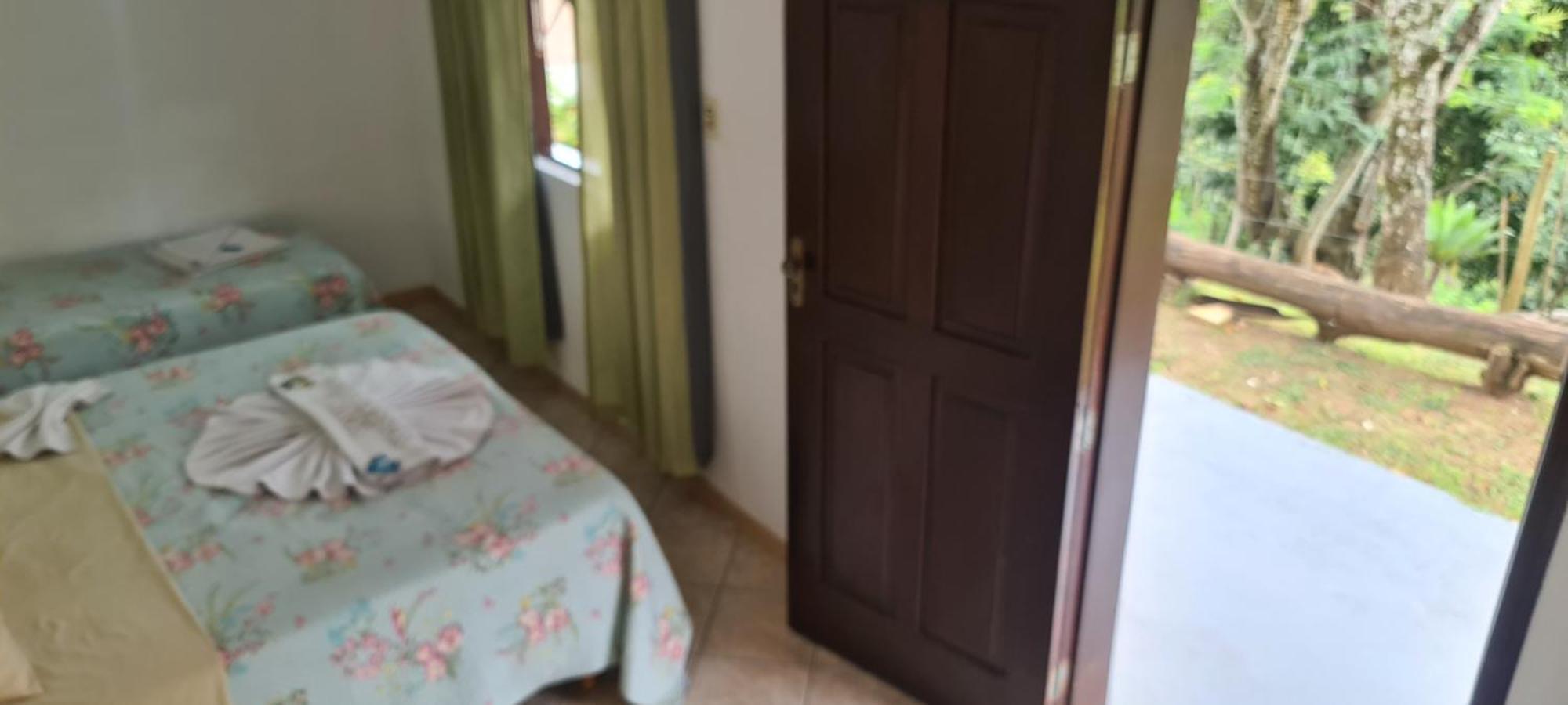 Pousada Nossa Senhora Пенеду Номер фото A bedroom in a house in Brazil